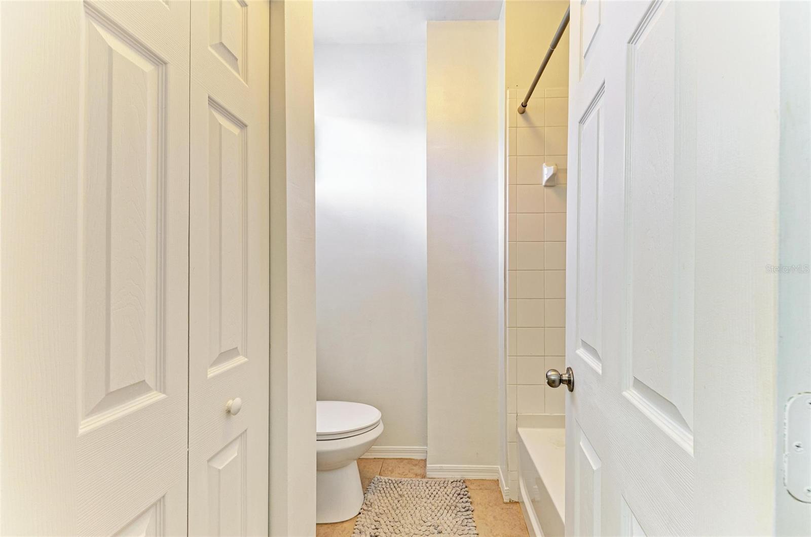 Image 29 of 49 For 5001 Baraldi Circle 22-202