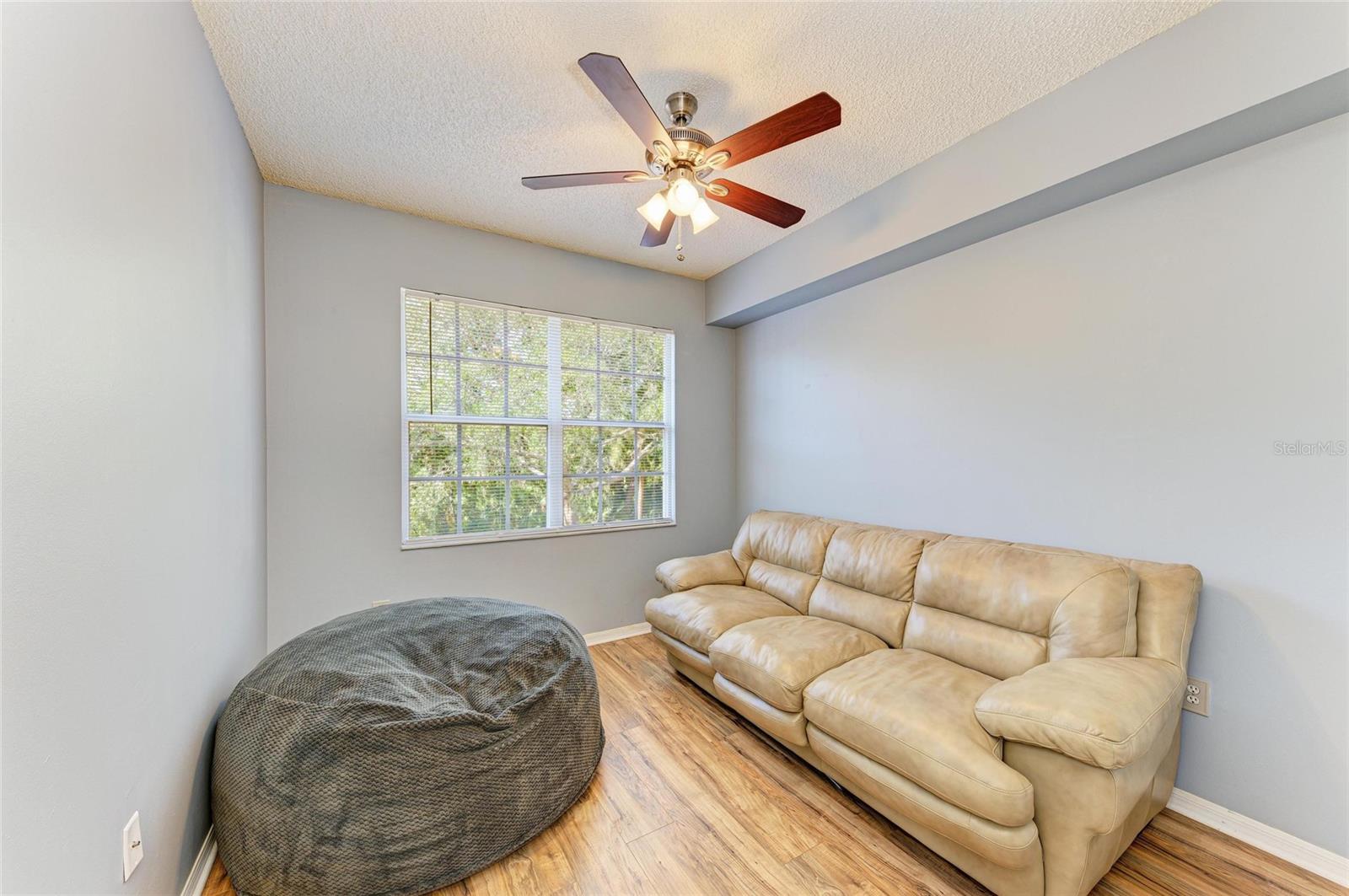 Image 37 of 49 For 5001 Baraldi Circle 22-202