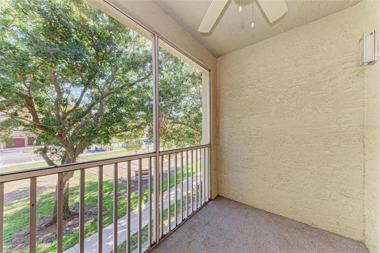 Image 6 of 49 For 5001 Baraldi Circle 22-202