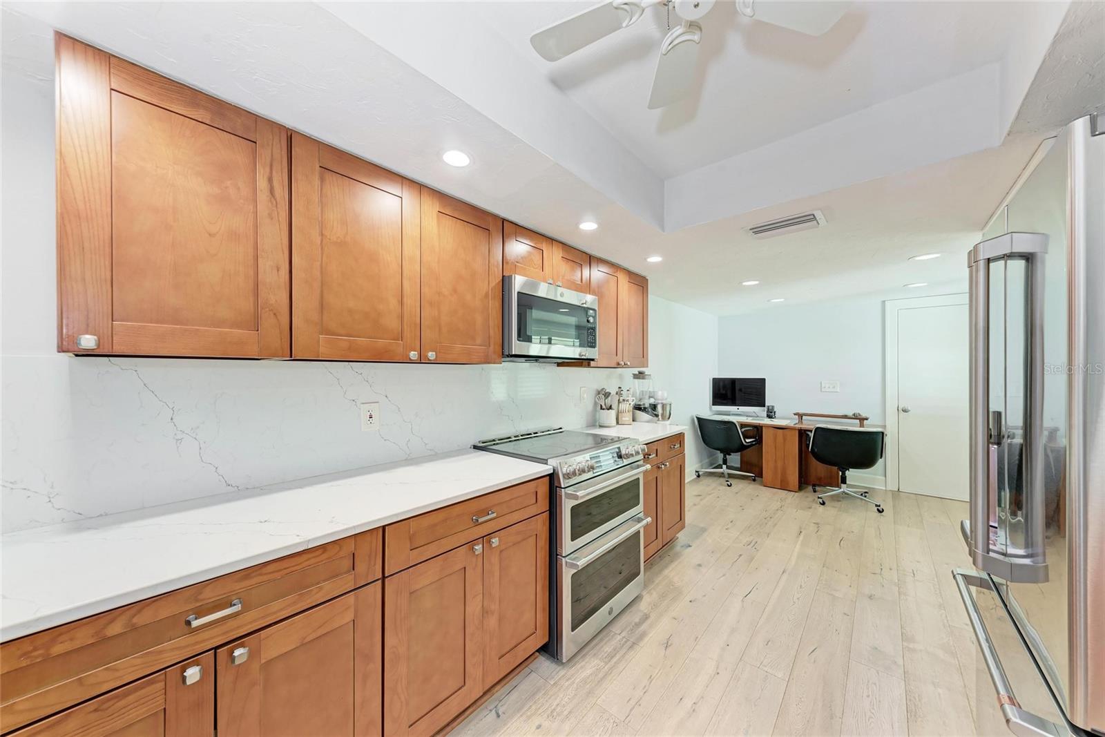 Image 11 of 38 For 6111 Courtside Drive