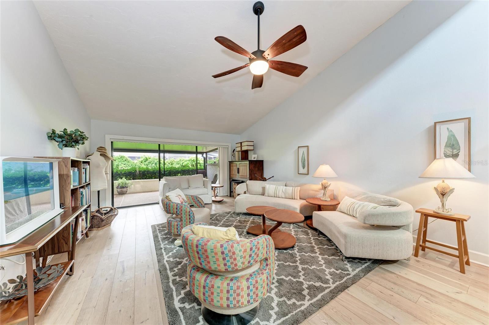Image 6 of 38 For 6111 Courtside Drive