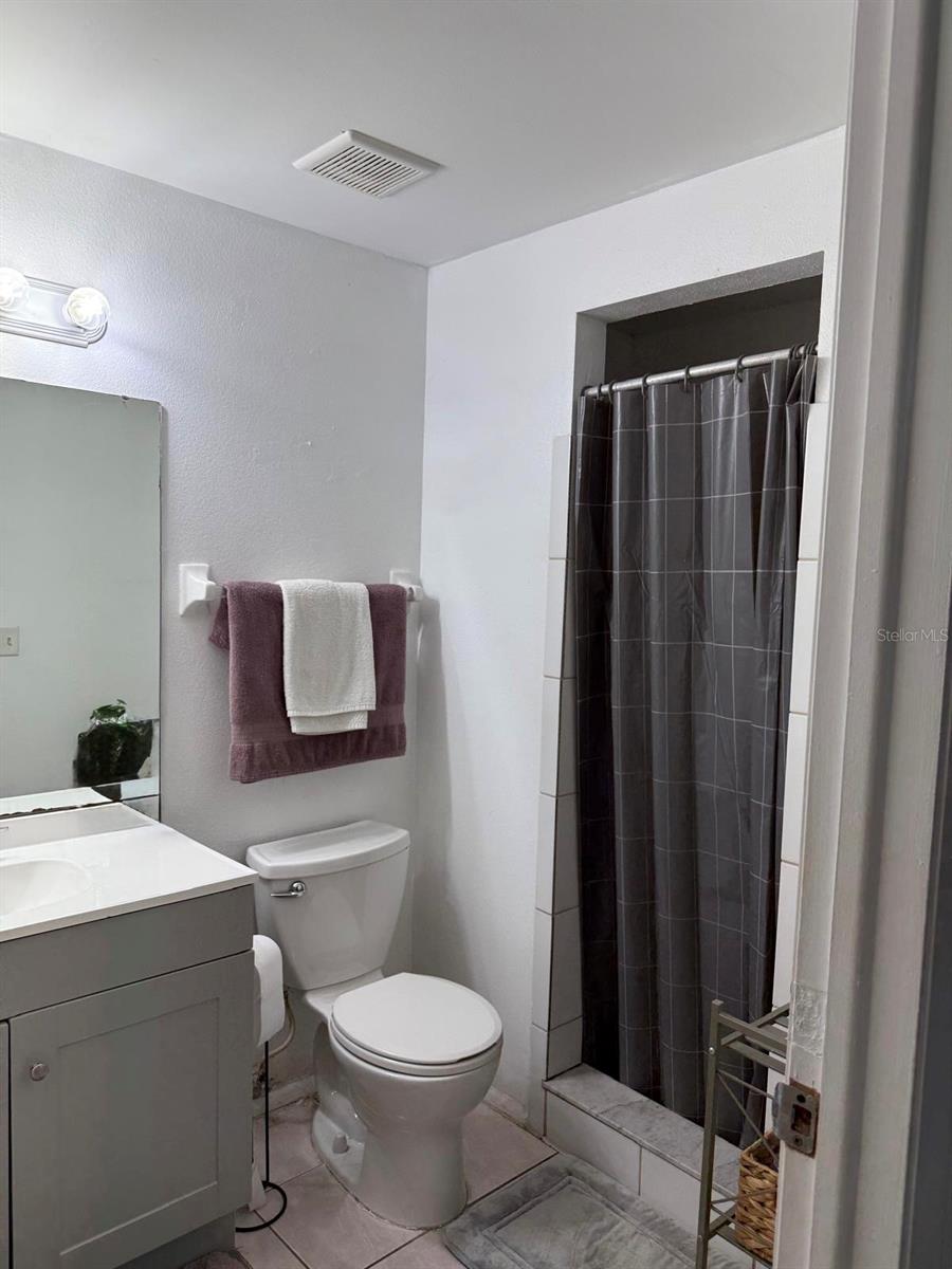 Image 10 of 17 For 5026 Water Oak Drive 114