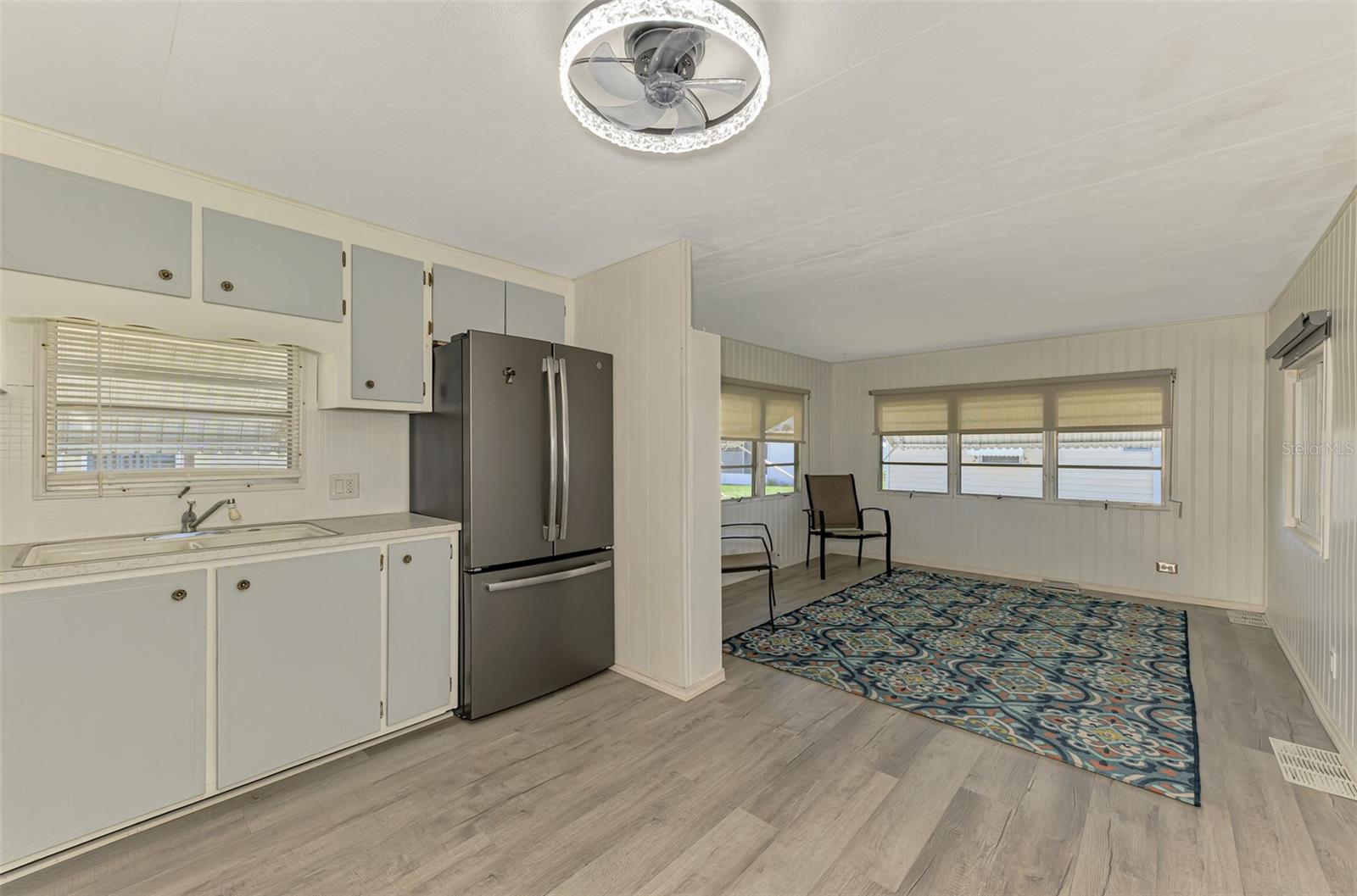 Image 11 of 32 For 226 3rd St. East