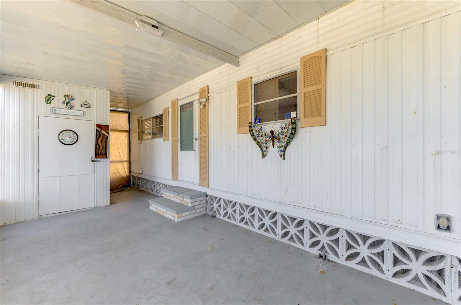 Image 5 of 32 For 226 3rd St. East