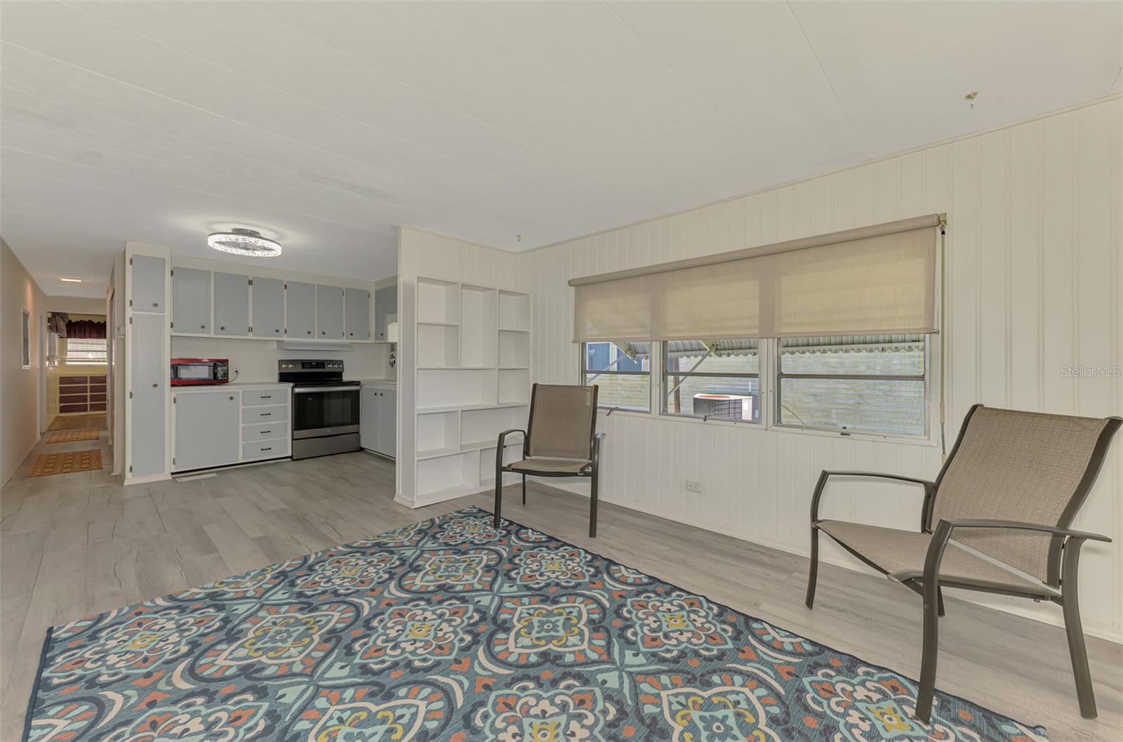 Image 7 of 32 For 226 3rd St. East