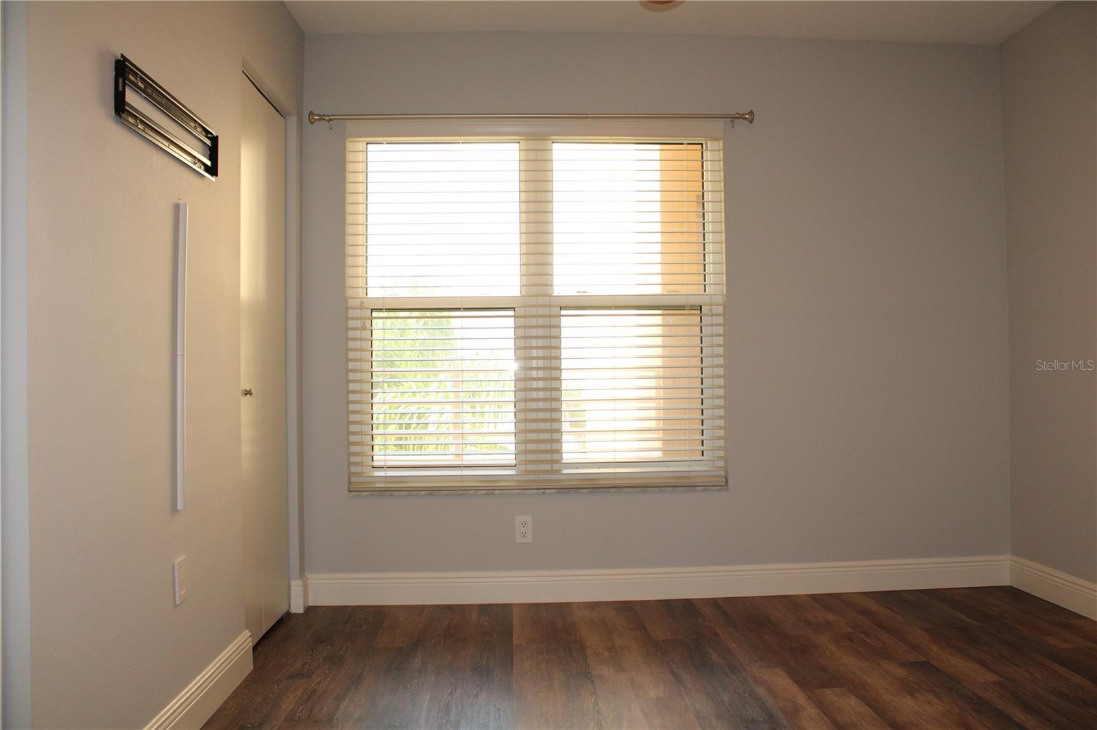 Image 23 of 44 For 4410 Fairways Boulevard 208