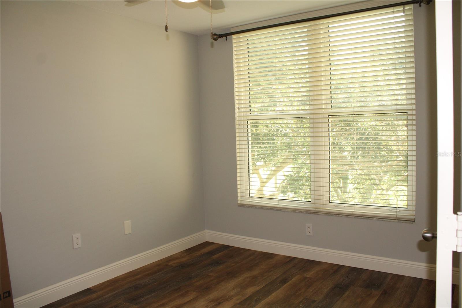 Image 31 of 44 For 4410 Fairways Boulevard 208