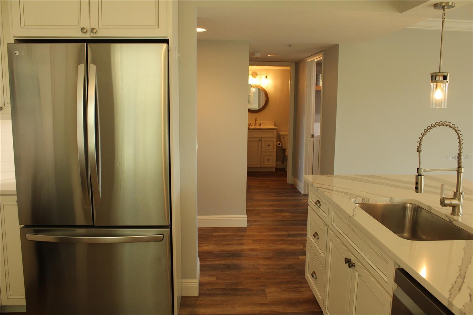 Image 6 of 44 For 4410 Fairways Boulevard 208