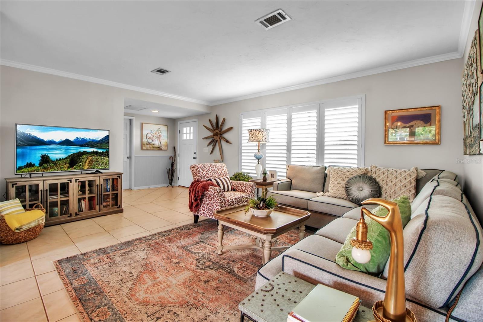 Image 18 of 28 For 7404 14th Avenue W