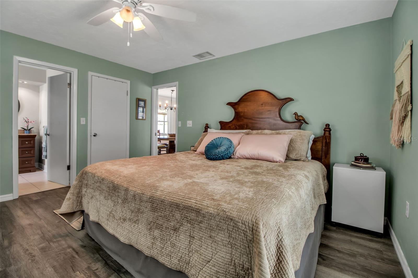 Image 21 of 28 For 7404 14th Avenue W