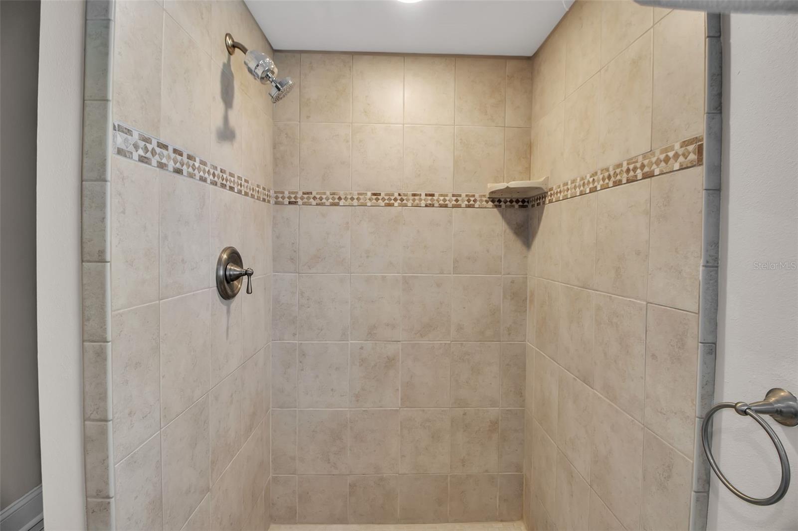 Image 23 of 28 For 7404 14th Avenue W