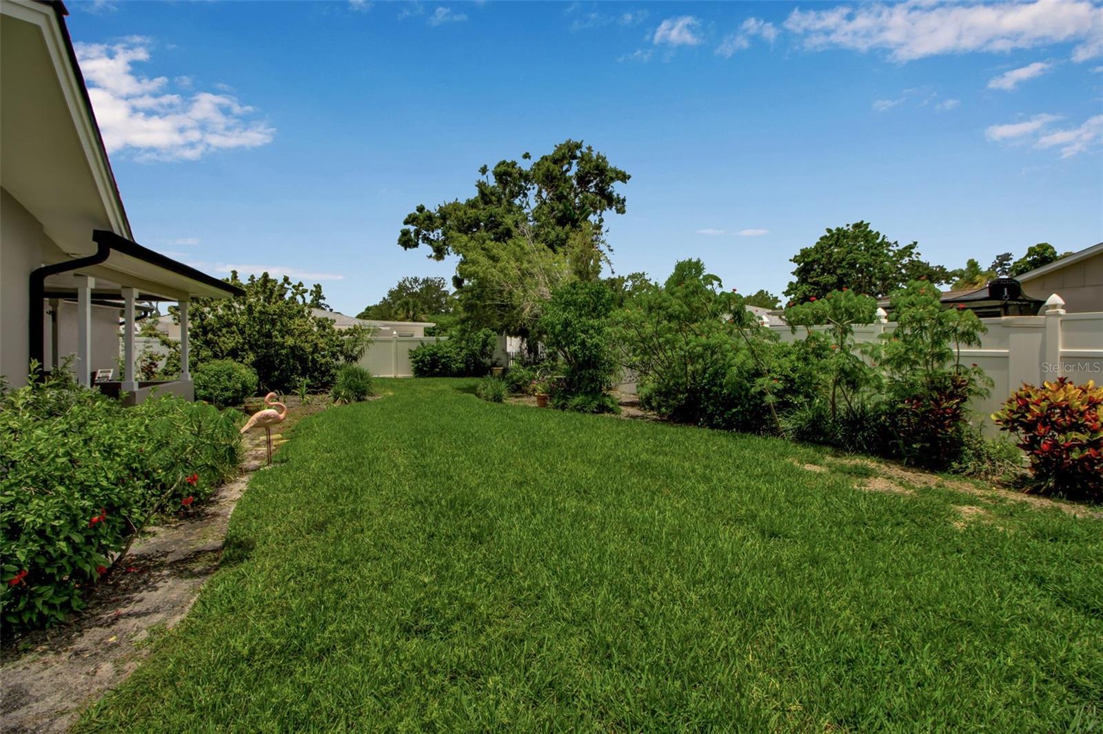 Image 5 of 28 For 7404 14th Avenue W