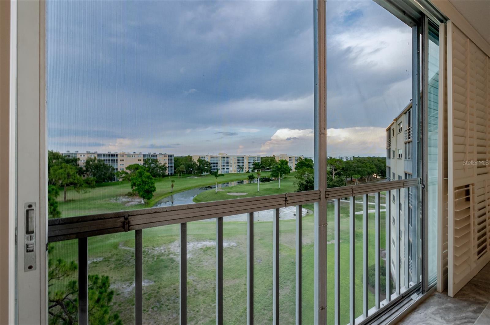 Image 34 of 81 For 3680 Ironwood Circle 603l