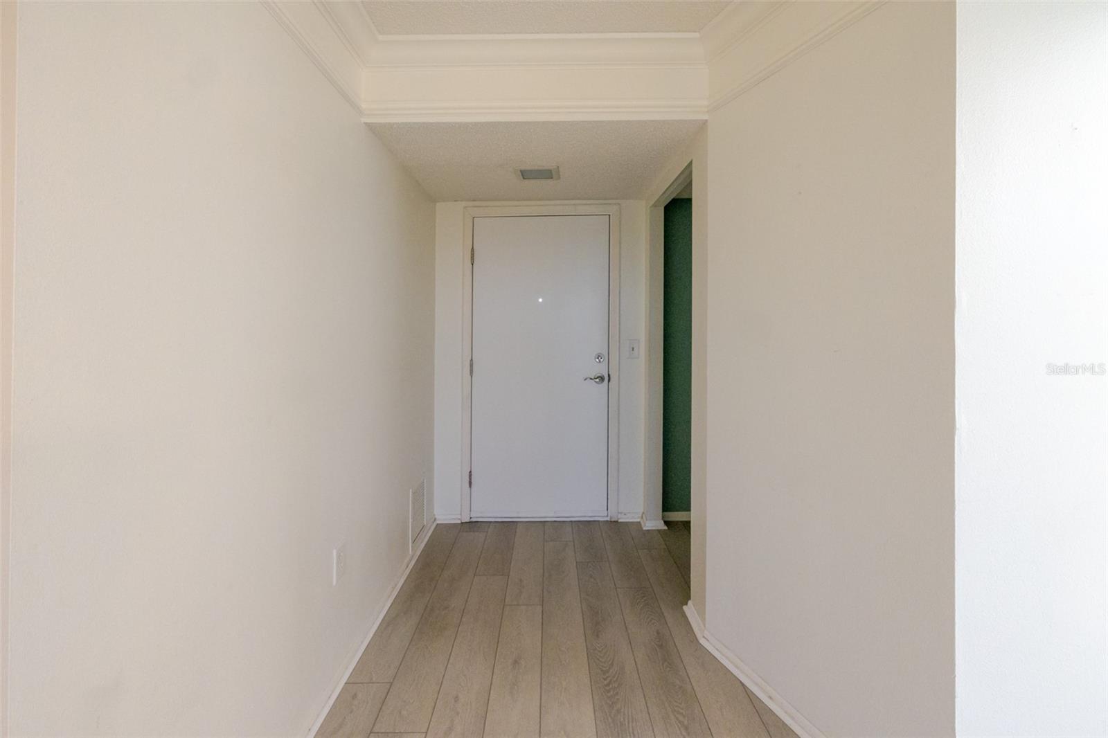 Image 4 of 81 For 3680 Ironwood Circle 603l