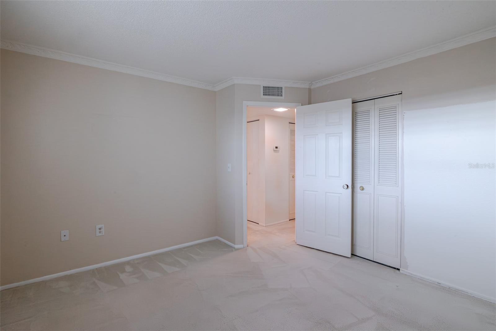 Image 60 of 81 For 3680 Ironwood Circle 603l
