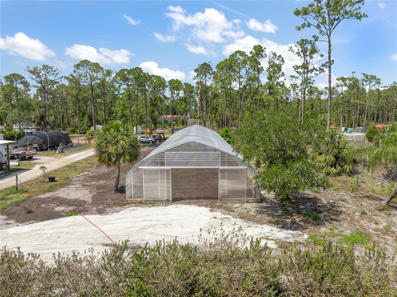 Image 11 of 64 For 8146 Tropicaire Boulevard