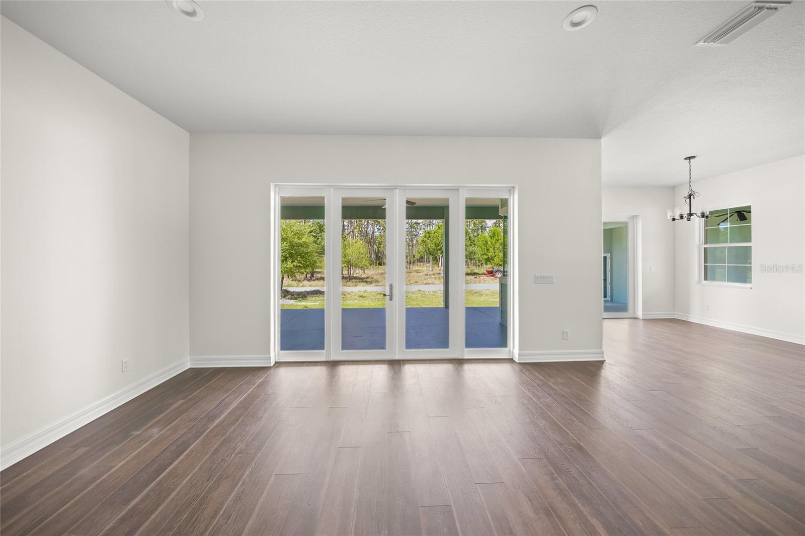 Image 42 of 64 For 8146 Tropicaire Boulevard