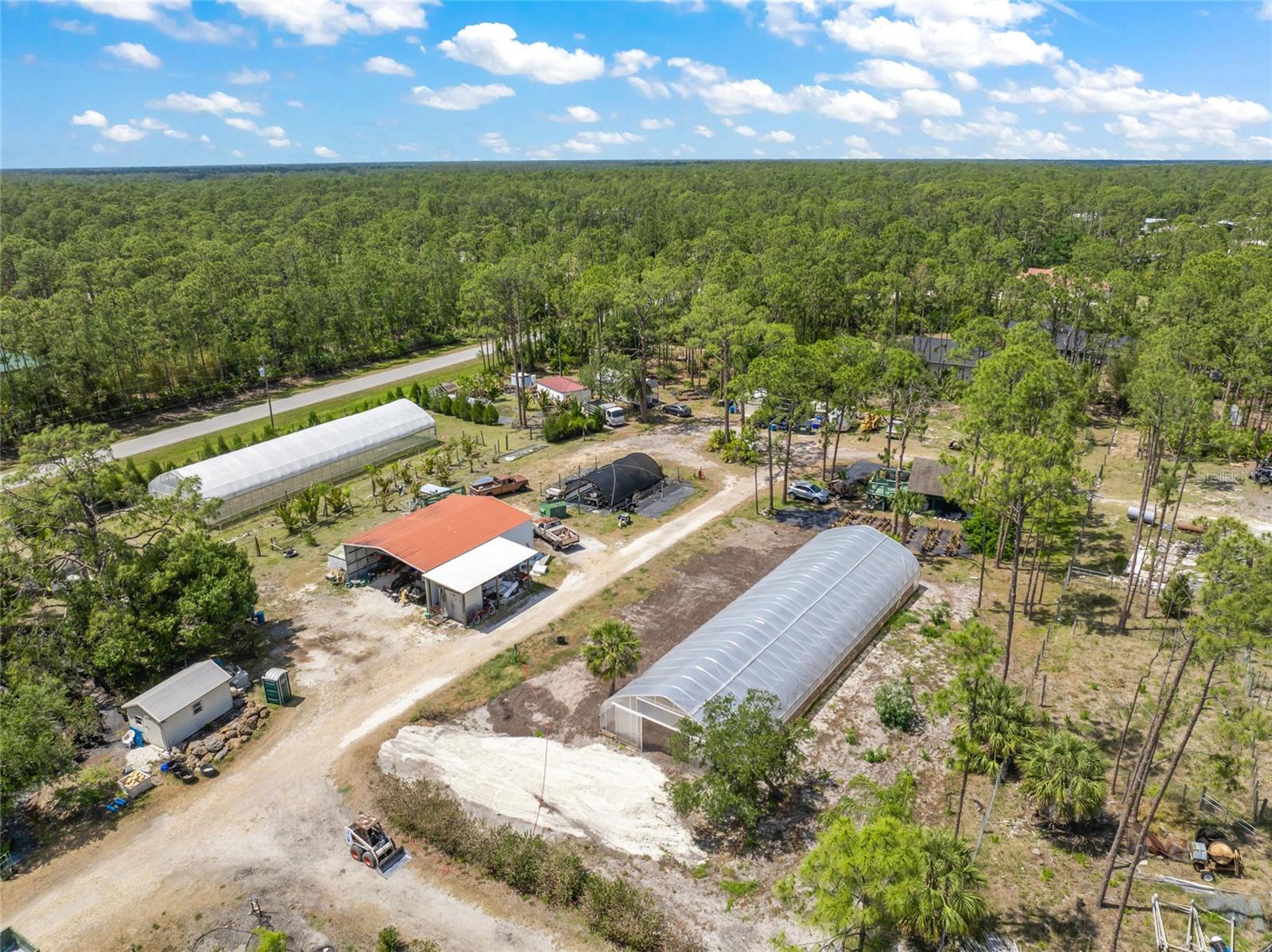 Image 9 of 64 For 8146 Tropicaire Boulevard