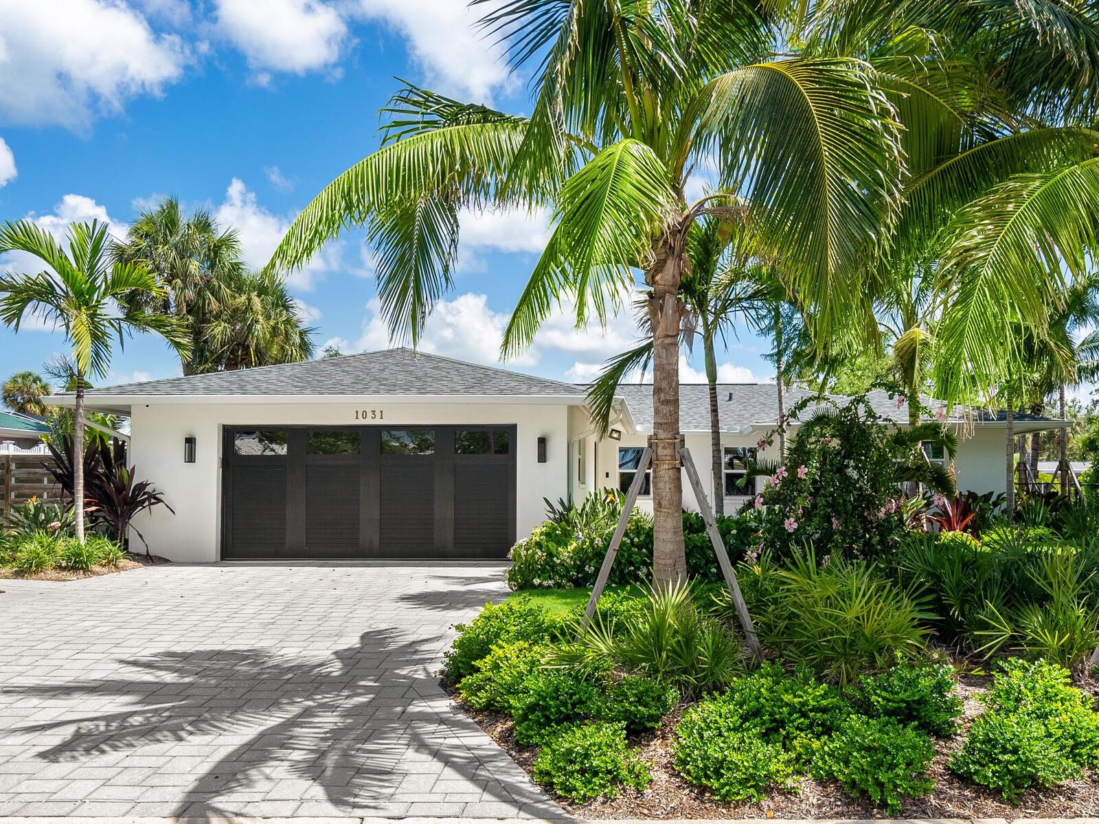 Image 4 of 55 For 1031 Contento Street