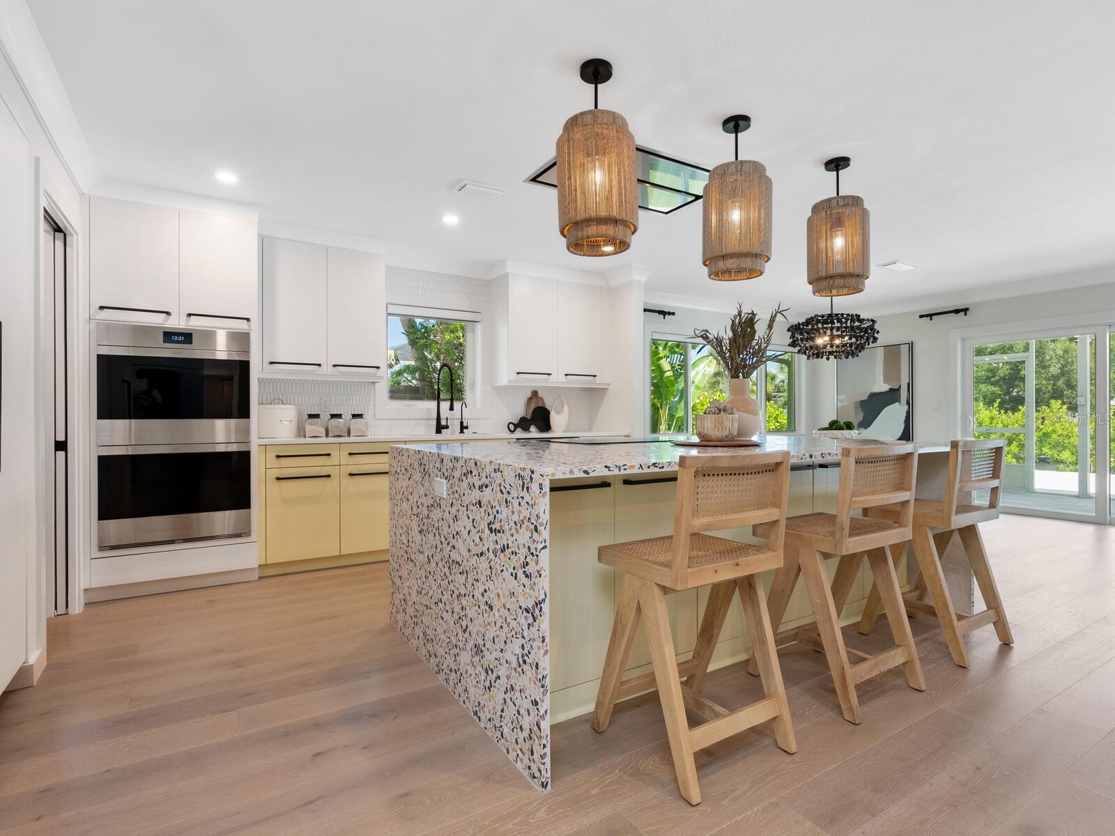 Image 9 of 55 For 1031 Contento Street