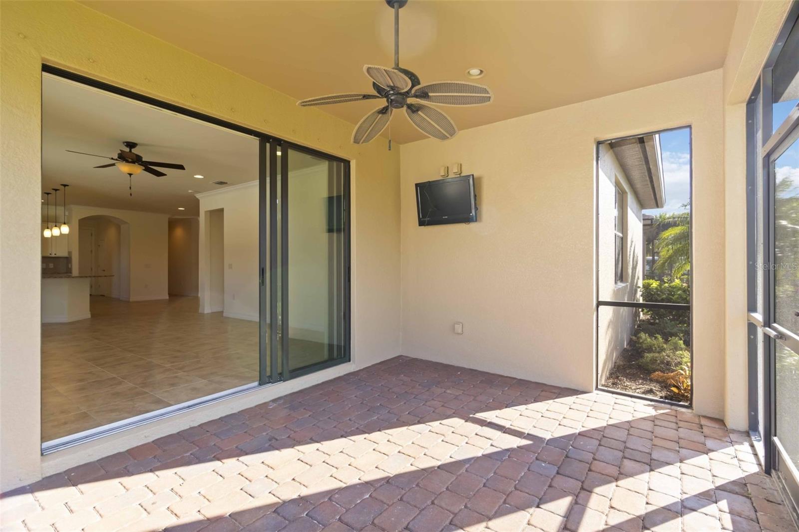 Image 31 of 49 For 11221 Sandhill Preserve Drive