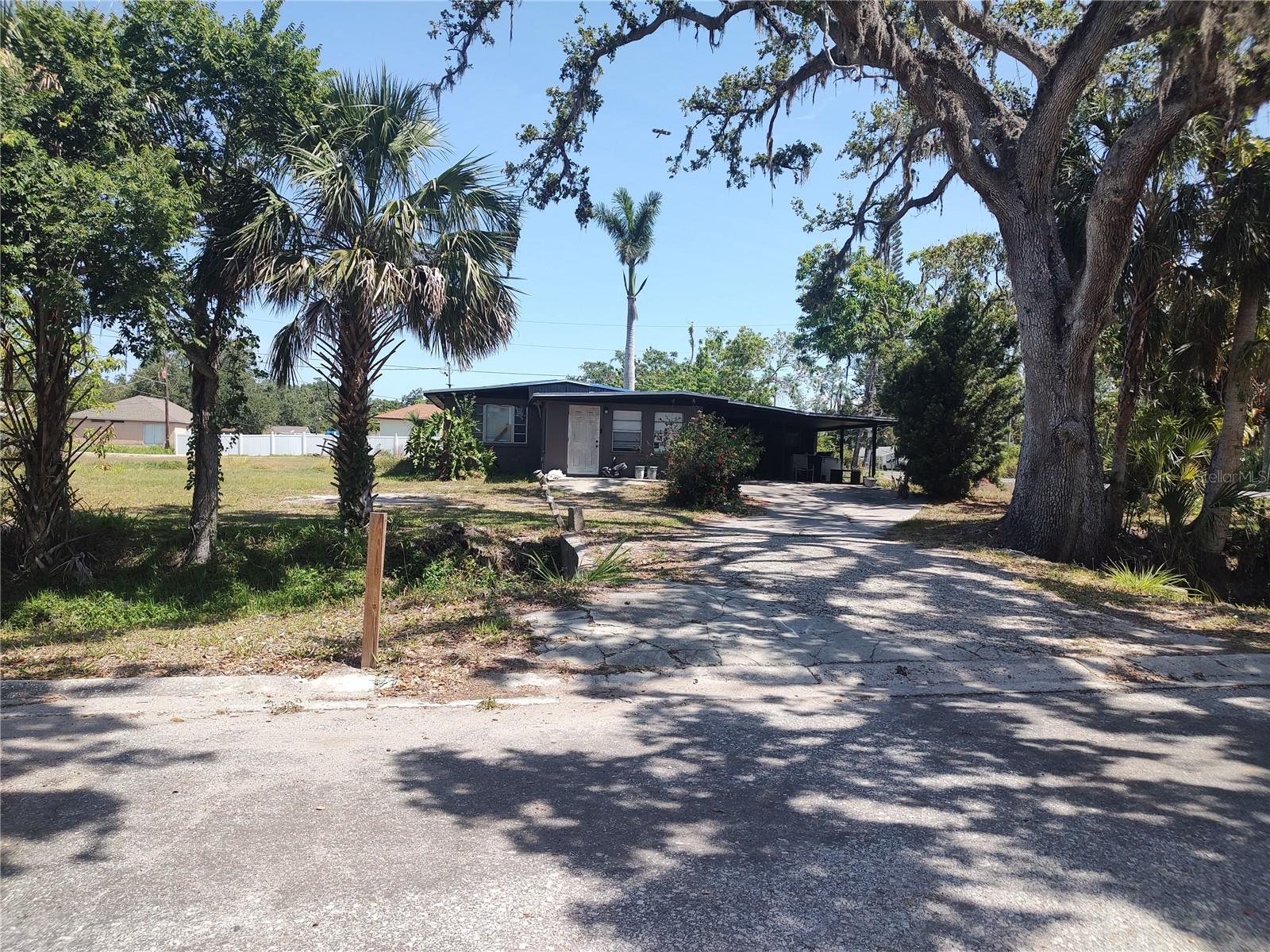Details for 1423 17th Avenue E, BRADENTON, FL 34208