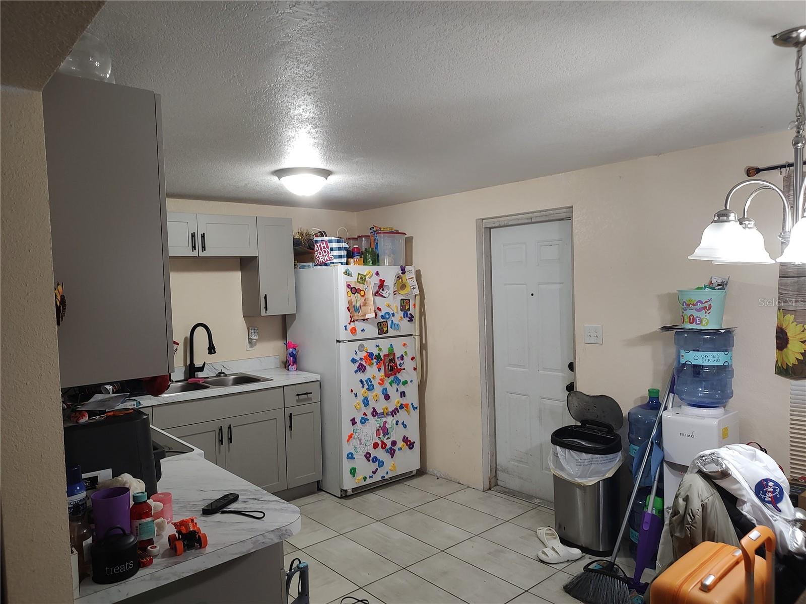 Image 4 of 27 For 1423 17th Avenue E