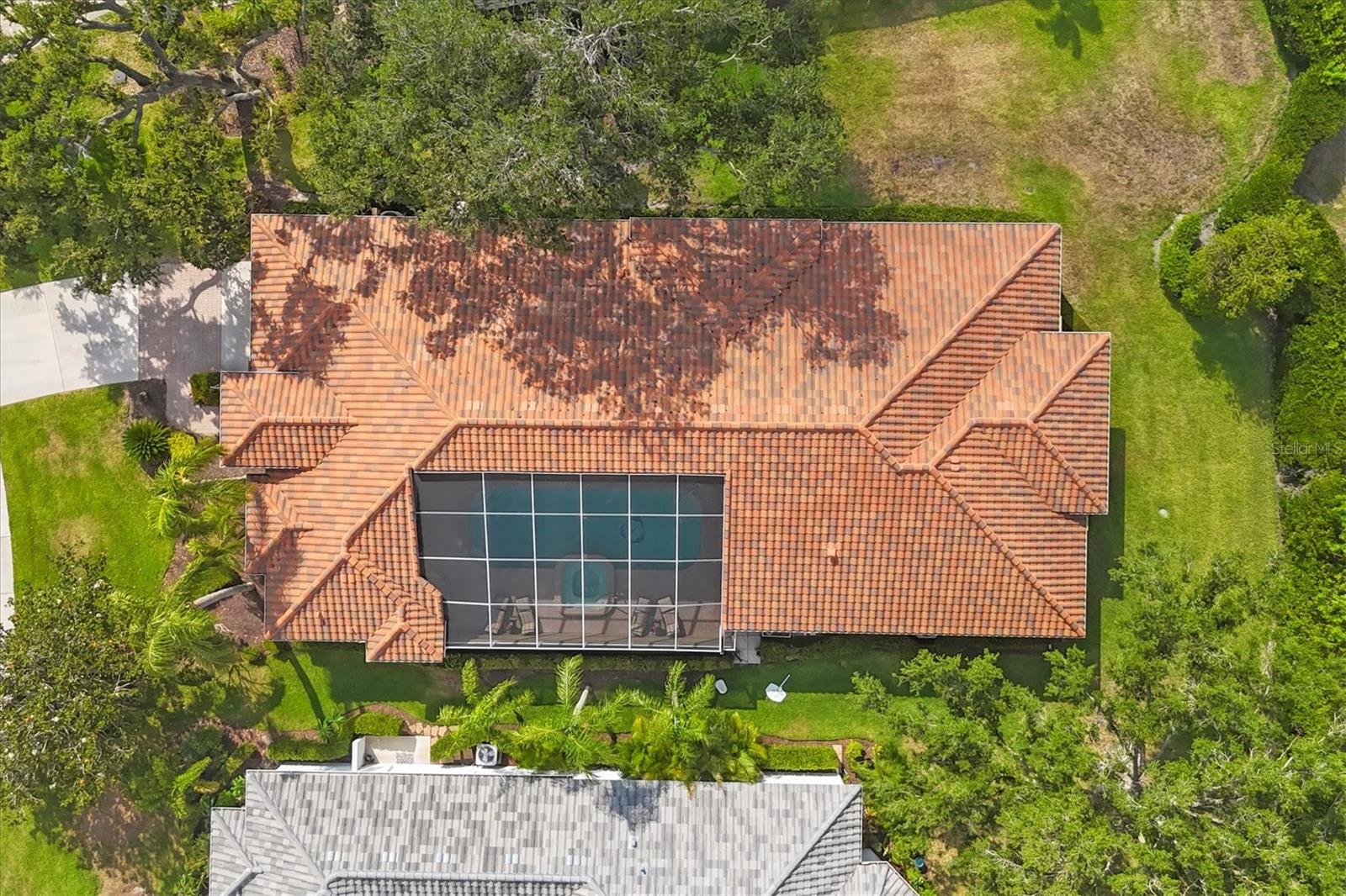 Image 33 of 92 For 2518 Dick Wilson Drive