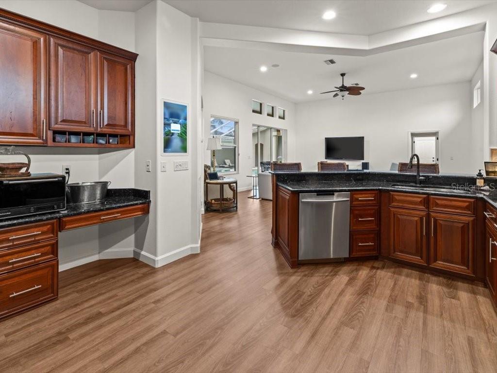 Image 78 of 92 For 2518 Dick Wilson Drive
