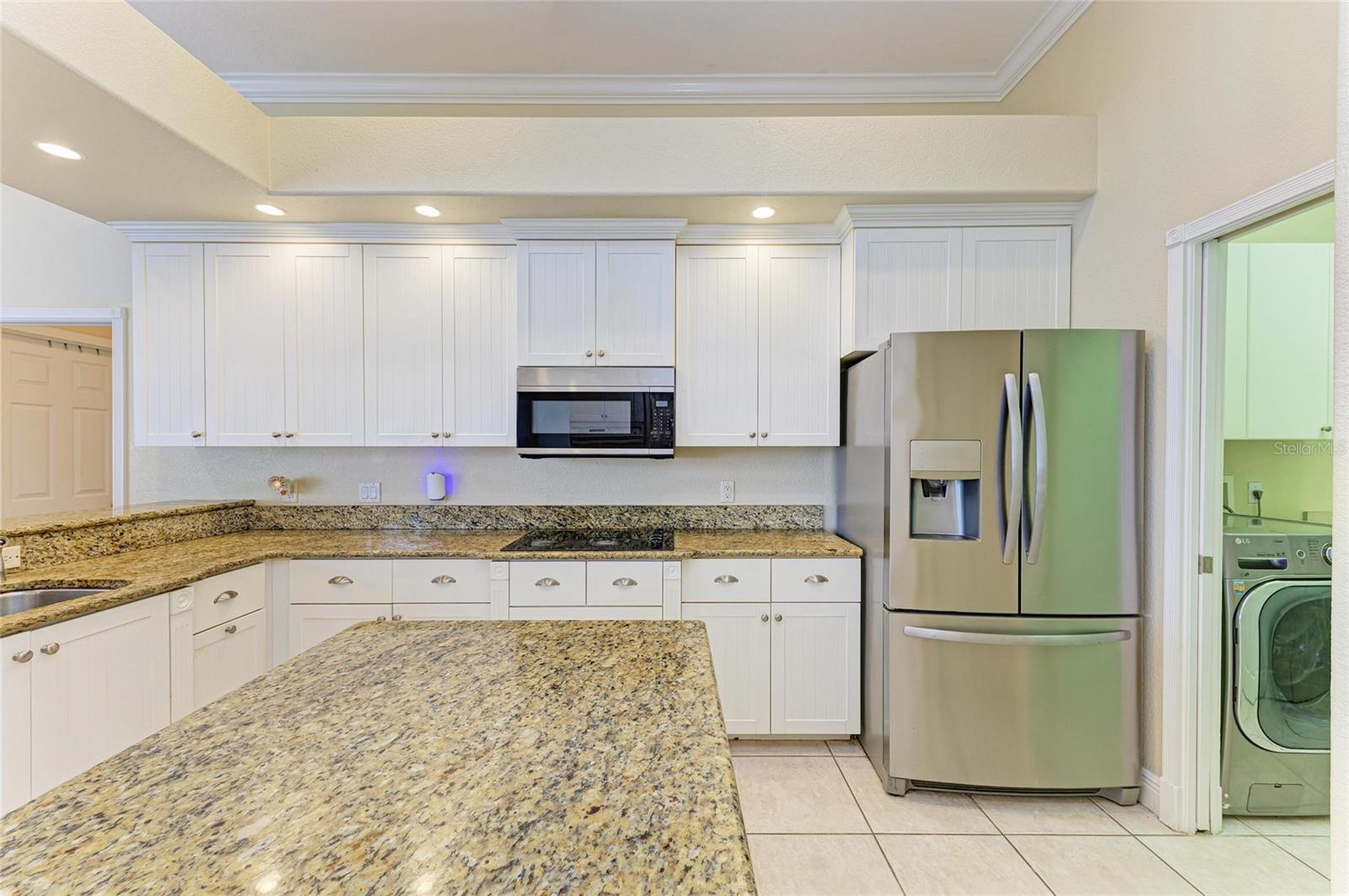 Image 24 of 60 For 23136 Langdon Avenue