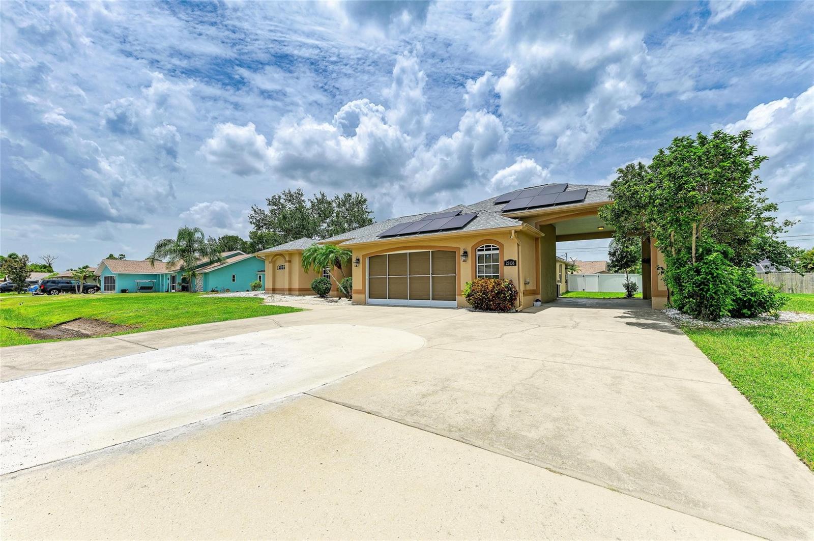 Image 3 of 60 For 23136 Langdon Avenue