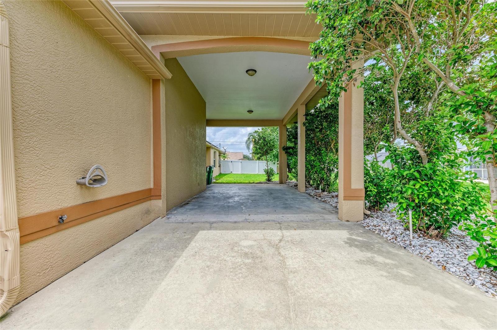 Image 34 of 60 For 23136 Langdon Avenue