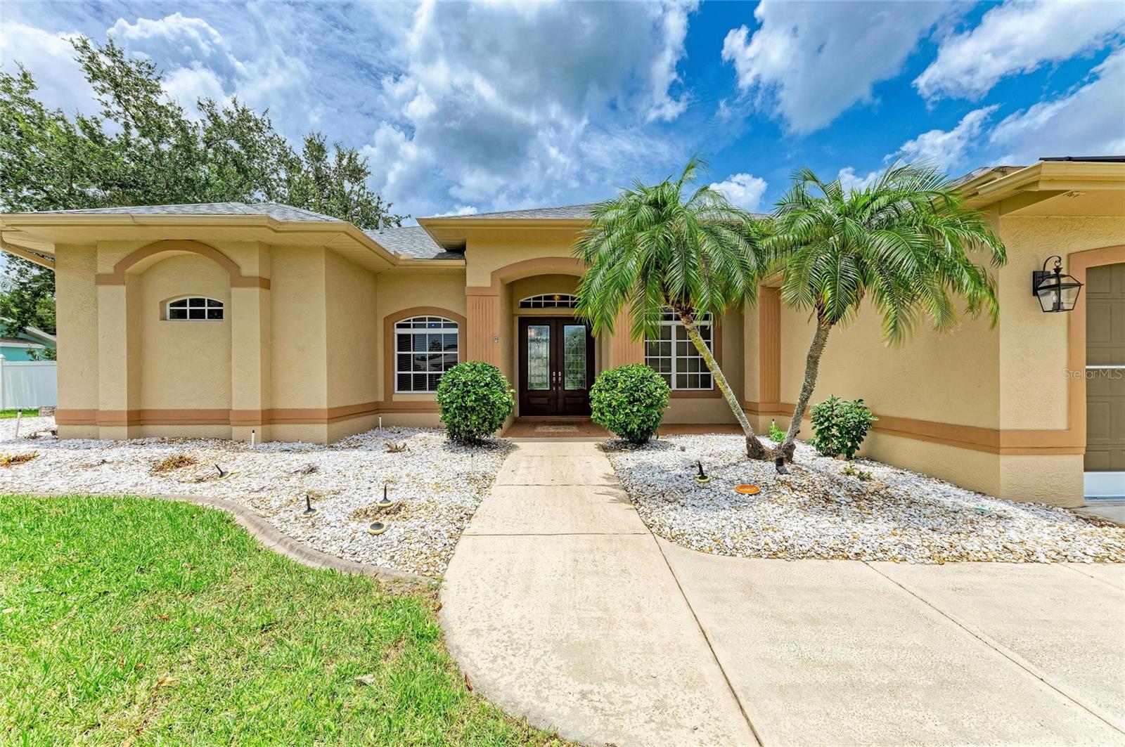Image 4 of 60 For 23136 Langdon Avenue