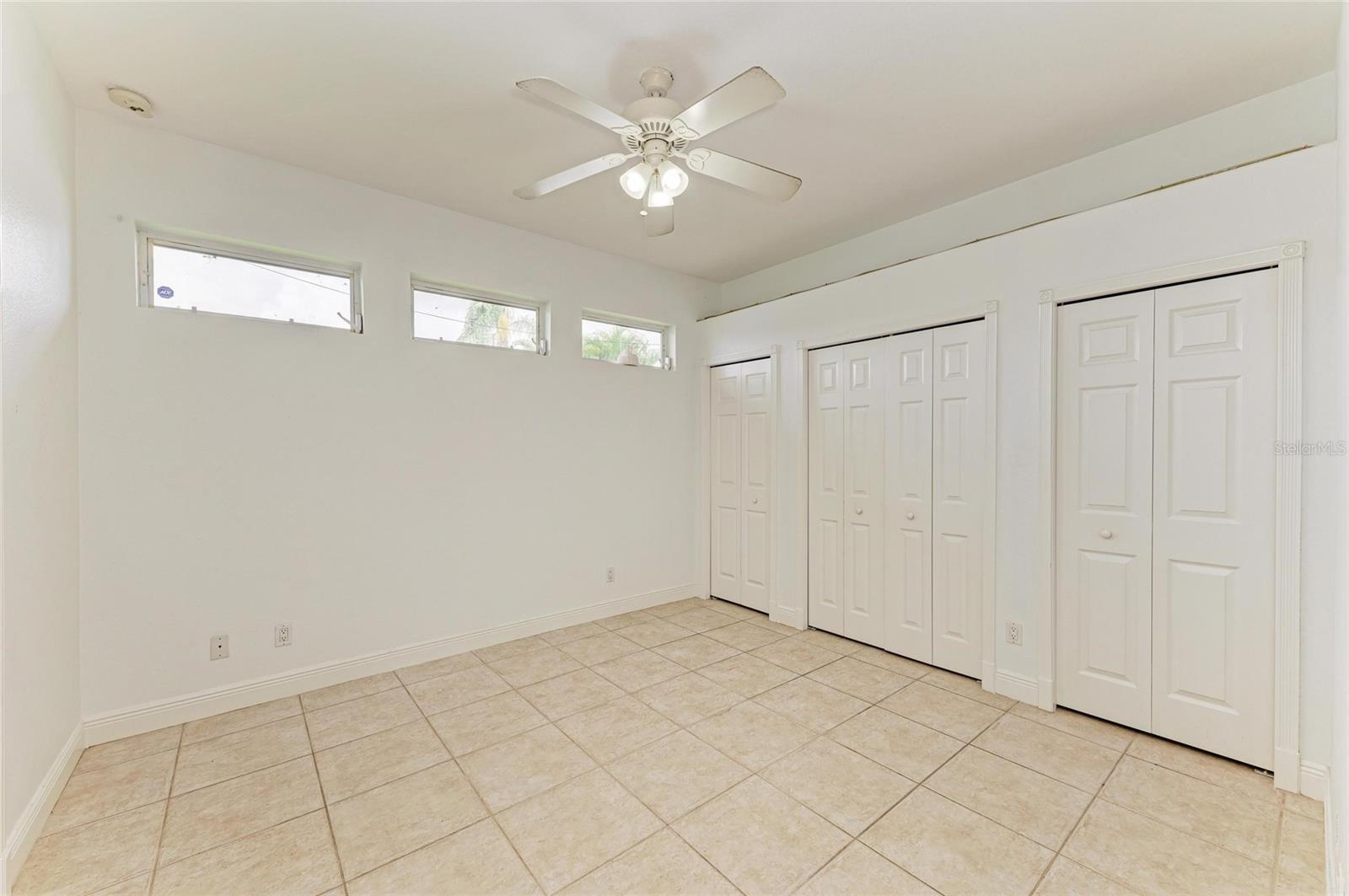 Image 51 of 60 For 23136 Langdon Avenue
