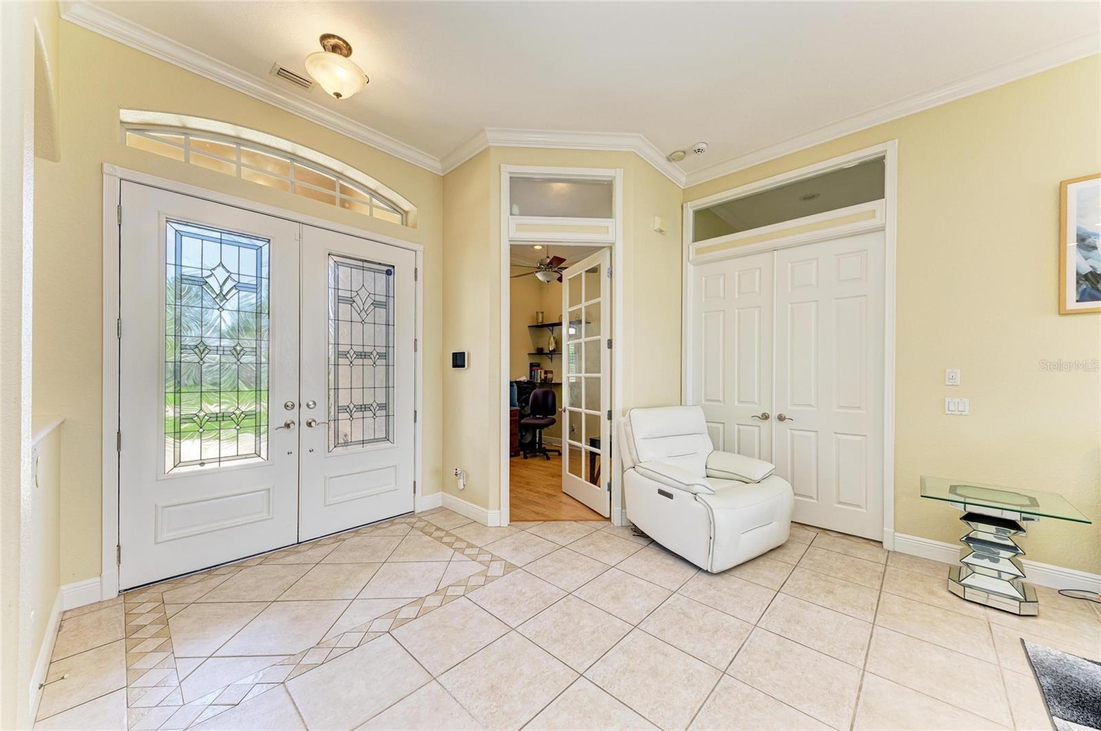 Image 6 of 60 For 23136 Langdon Avenue