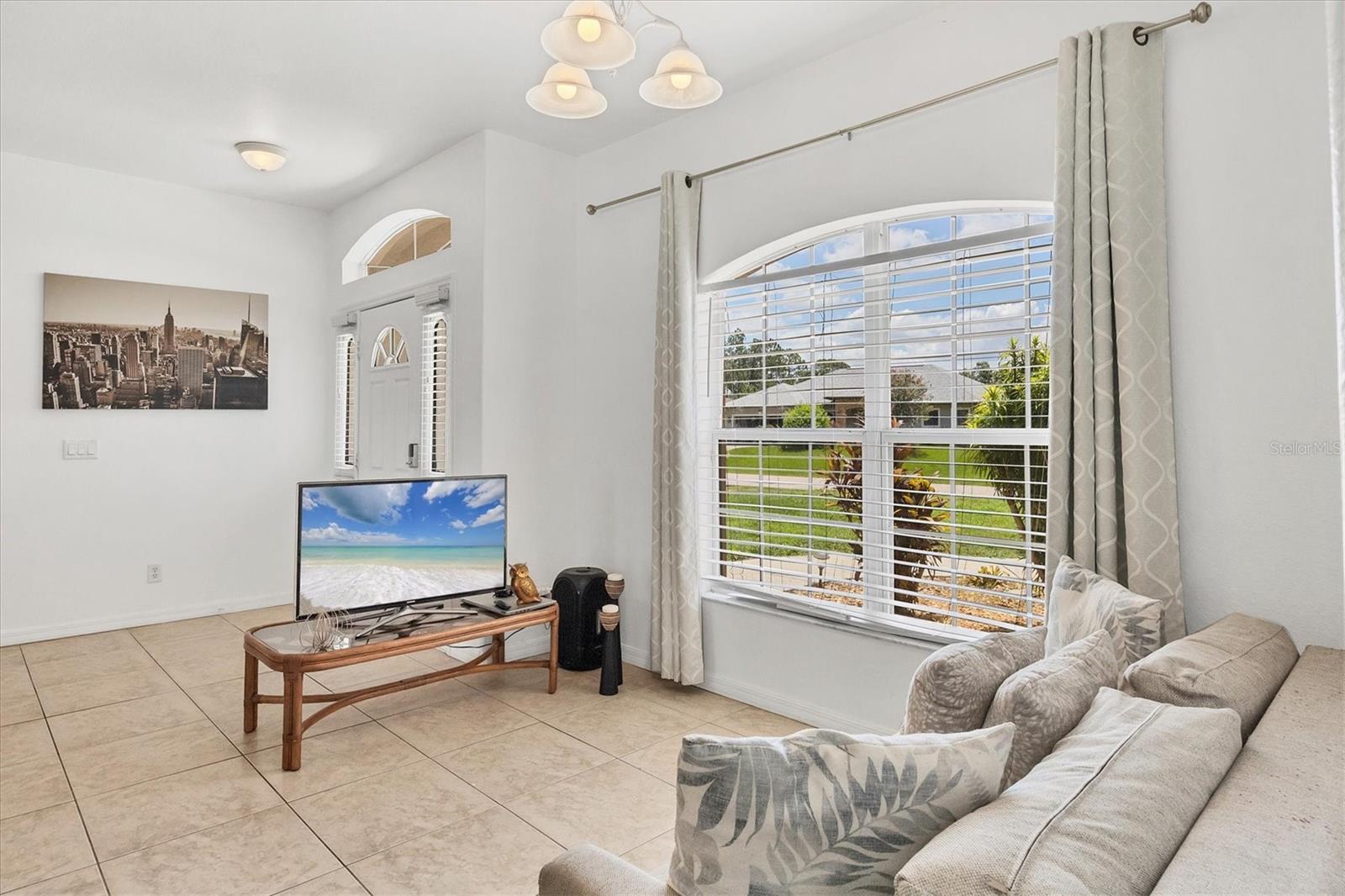 Image 12 of 37 For 4357 Mermell Circle