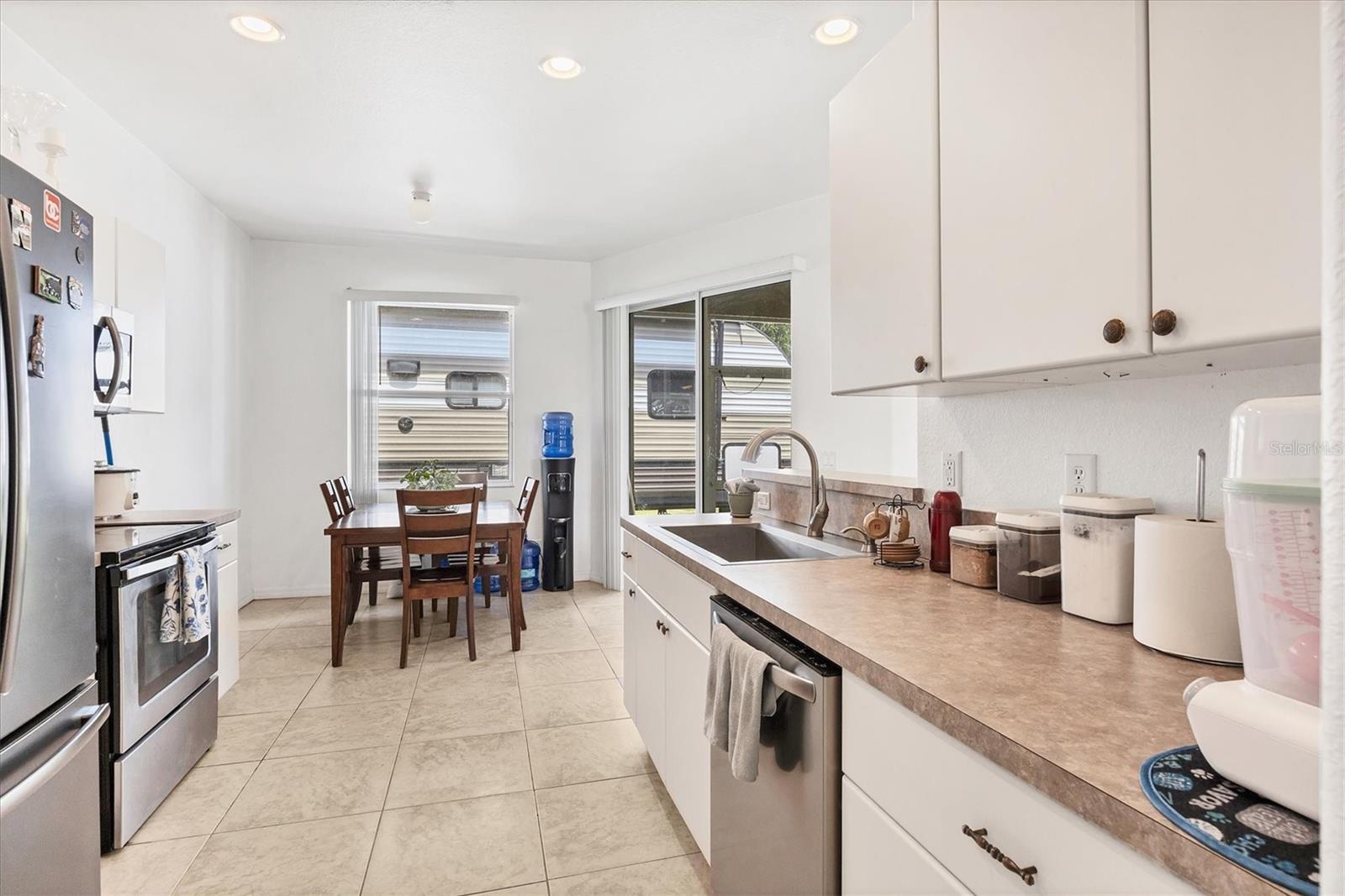 Image 15 of 37 For 4357 Mermell Circle