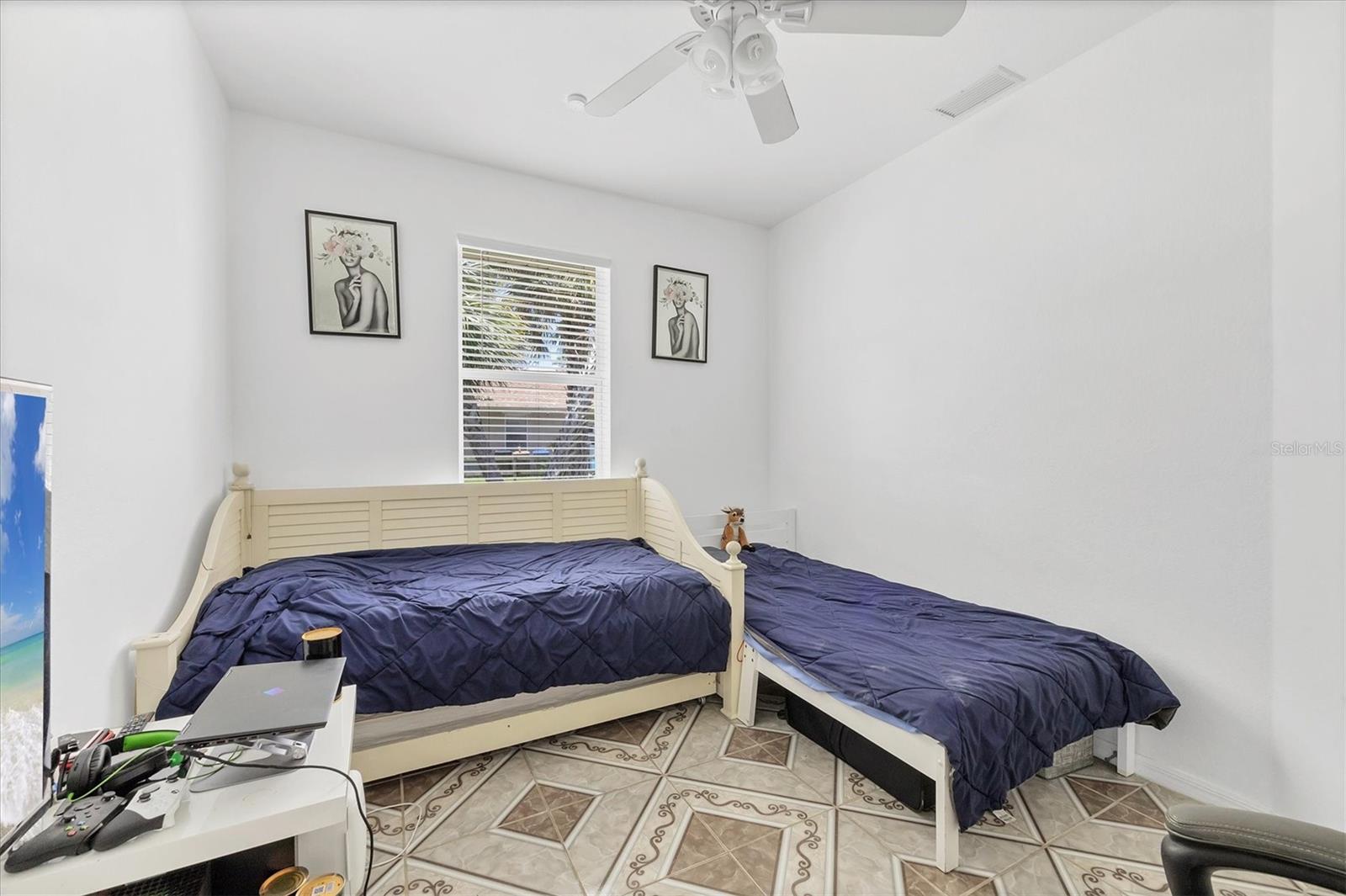 Image 25 of 37 For 4357 Mermell Circle