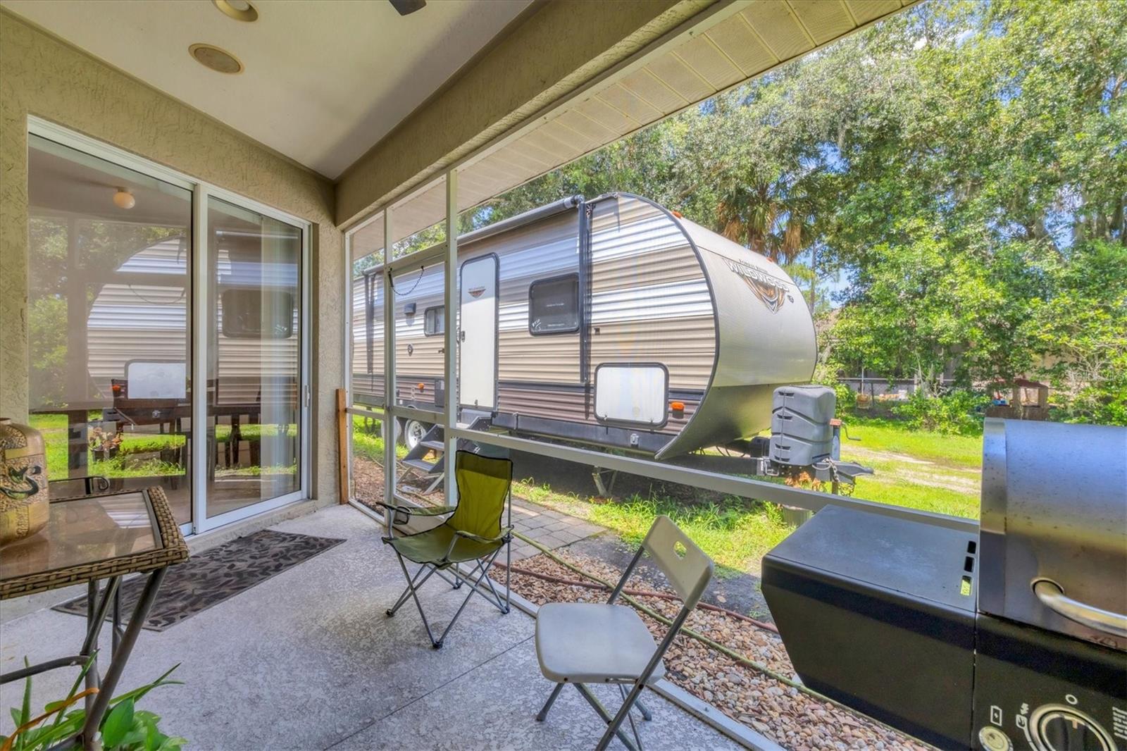 Image 29 of 37 For 4357 Mermell Circle