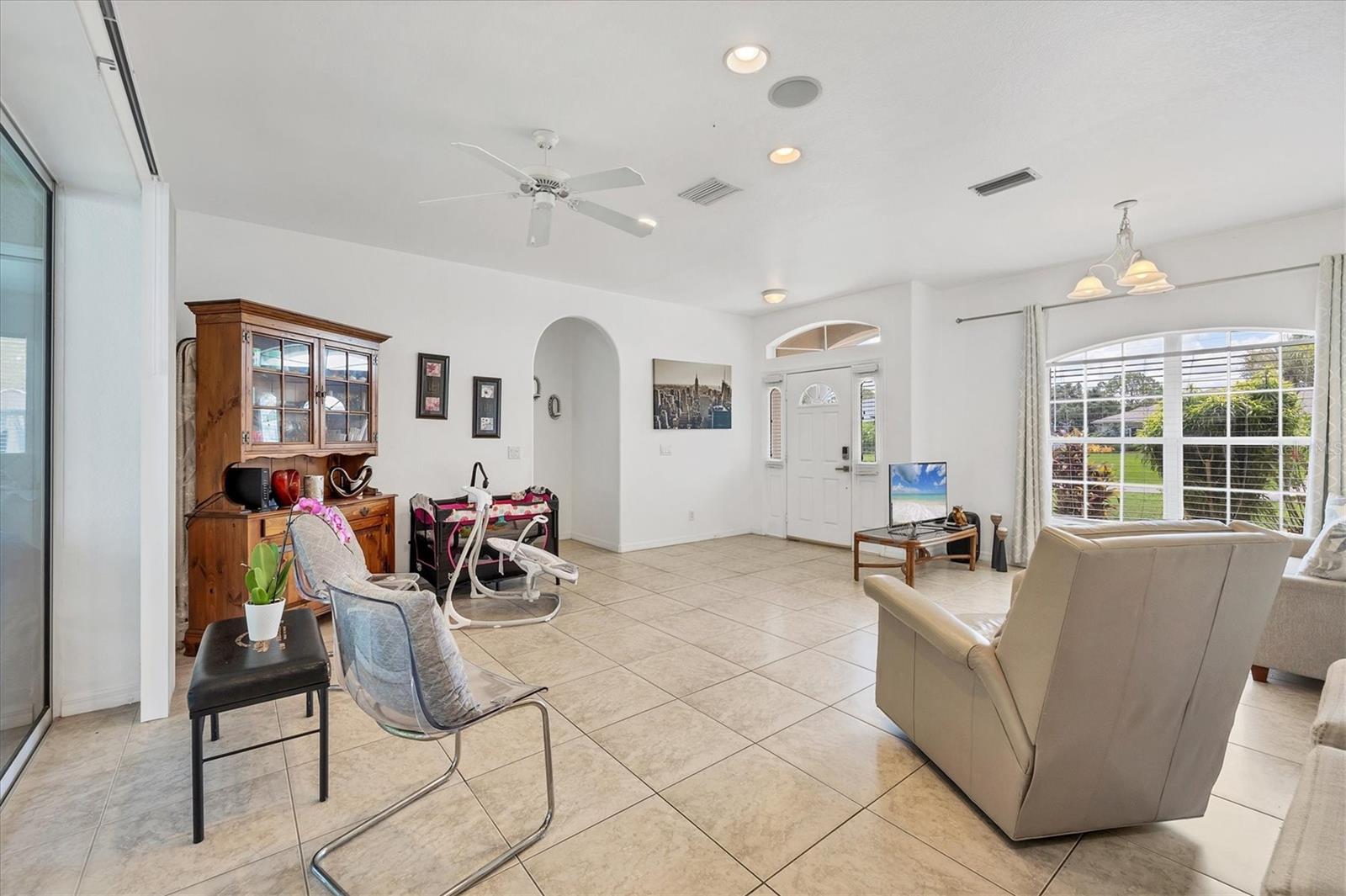 Image 9 of 37 For 4357 Mermell Circle