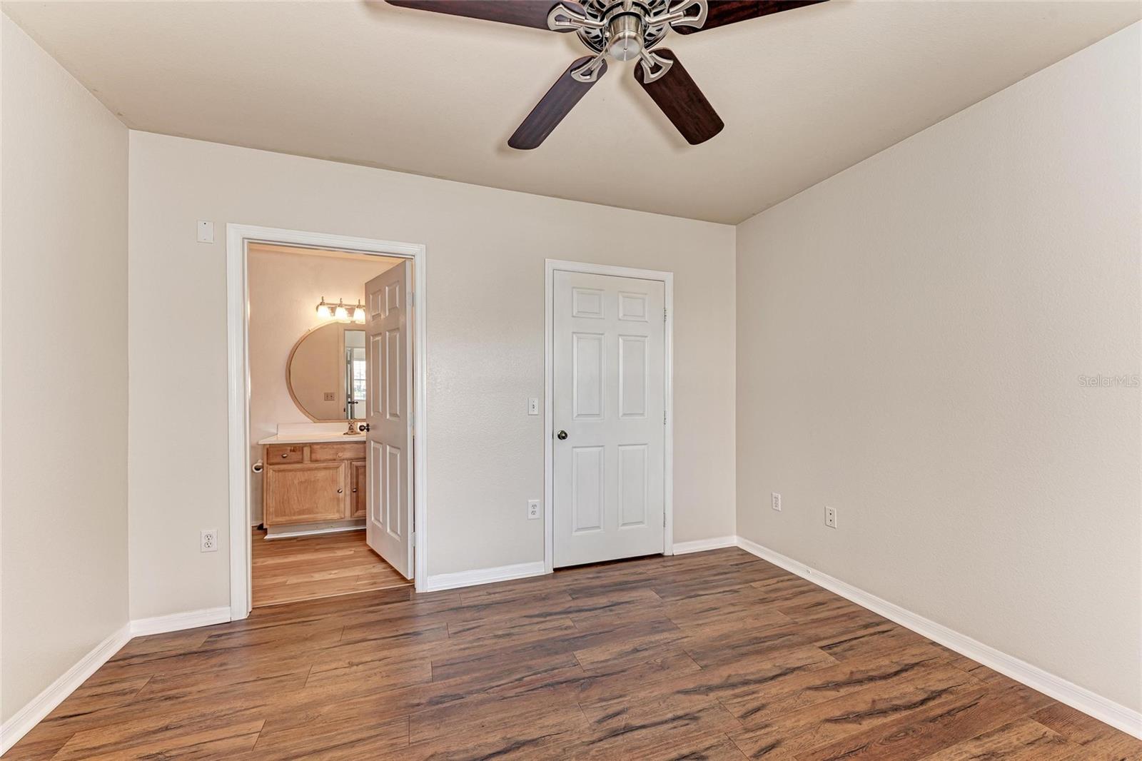 Image 16 of 31 For 1030 Villagio Circle 103