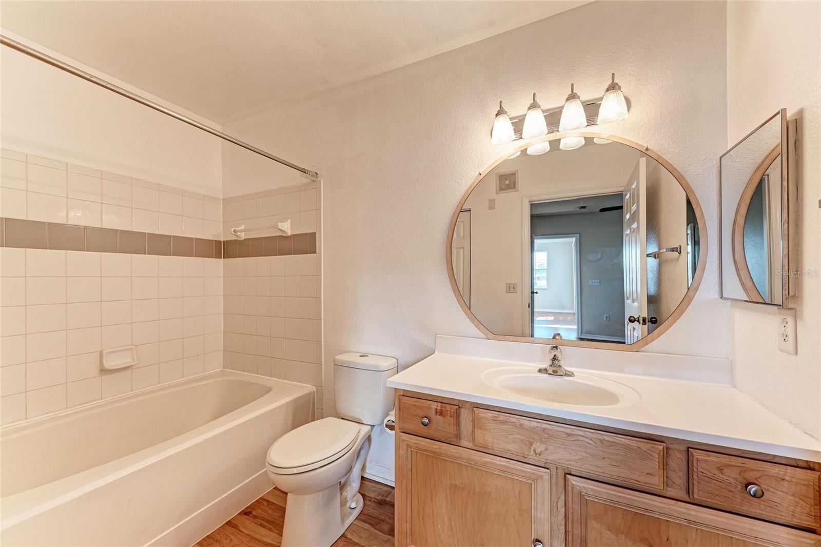 Image 19 of 31 For 1030 Villagio Circle 103