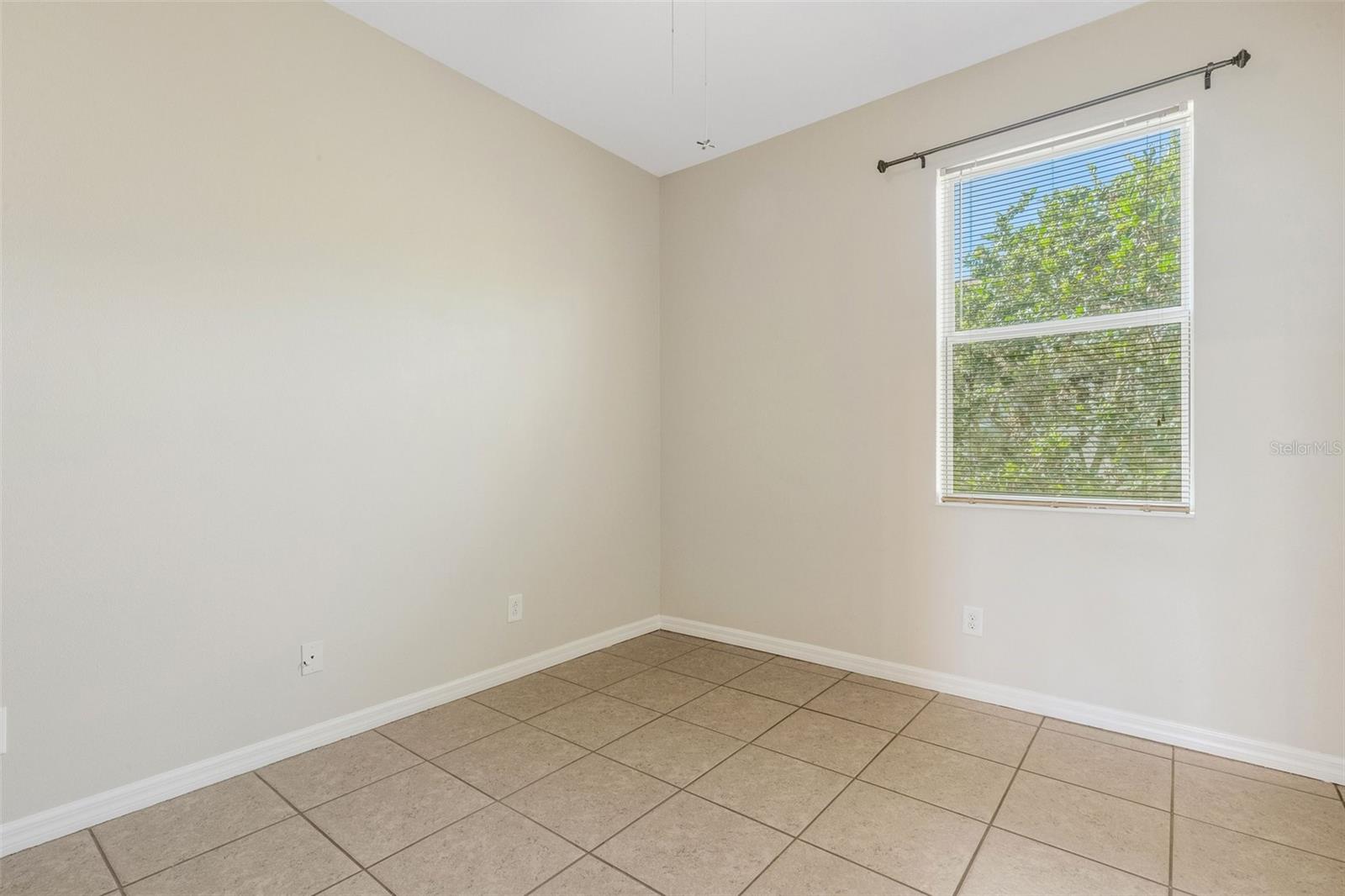Image 42 of 55 For 7027 56th Terrace E