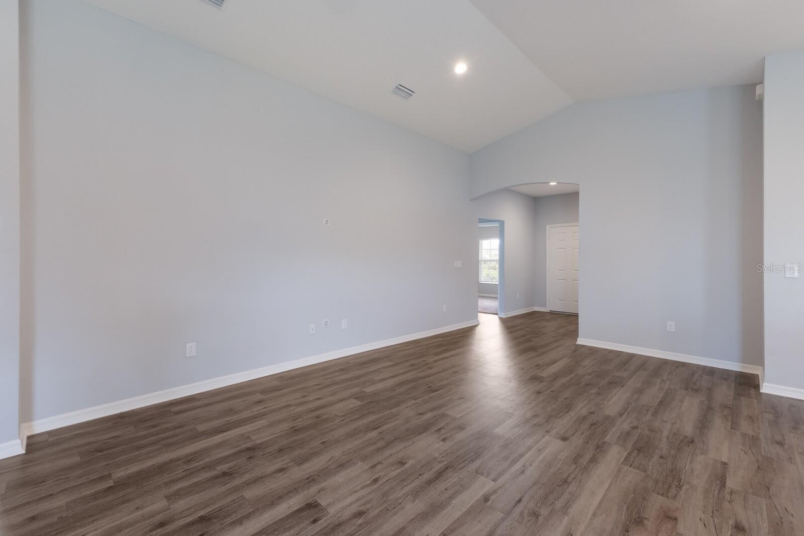 Image 12 of 36 For 5923 162nd Avenue E