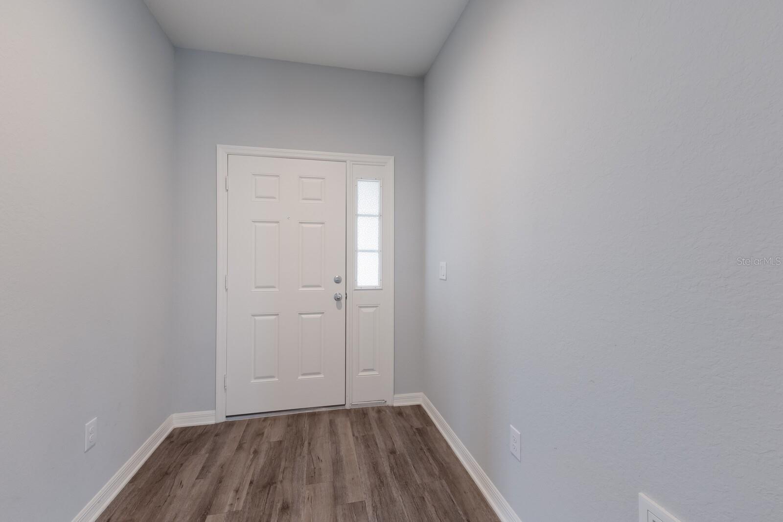 Image 4 of 36 For 5923 162nd Avenue E