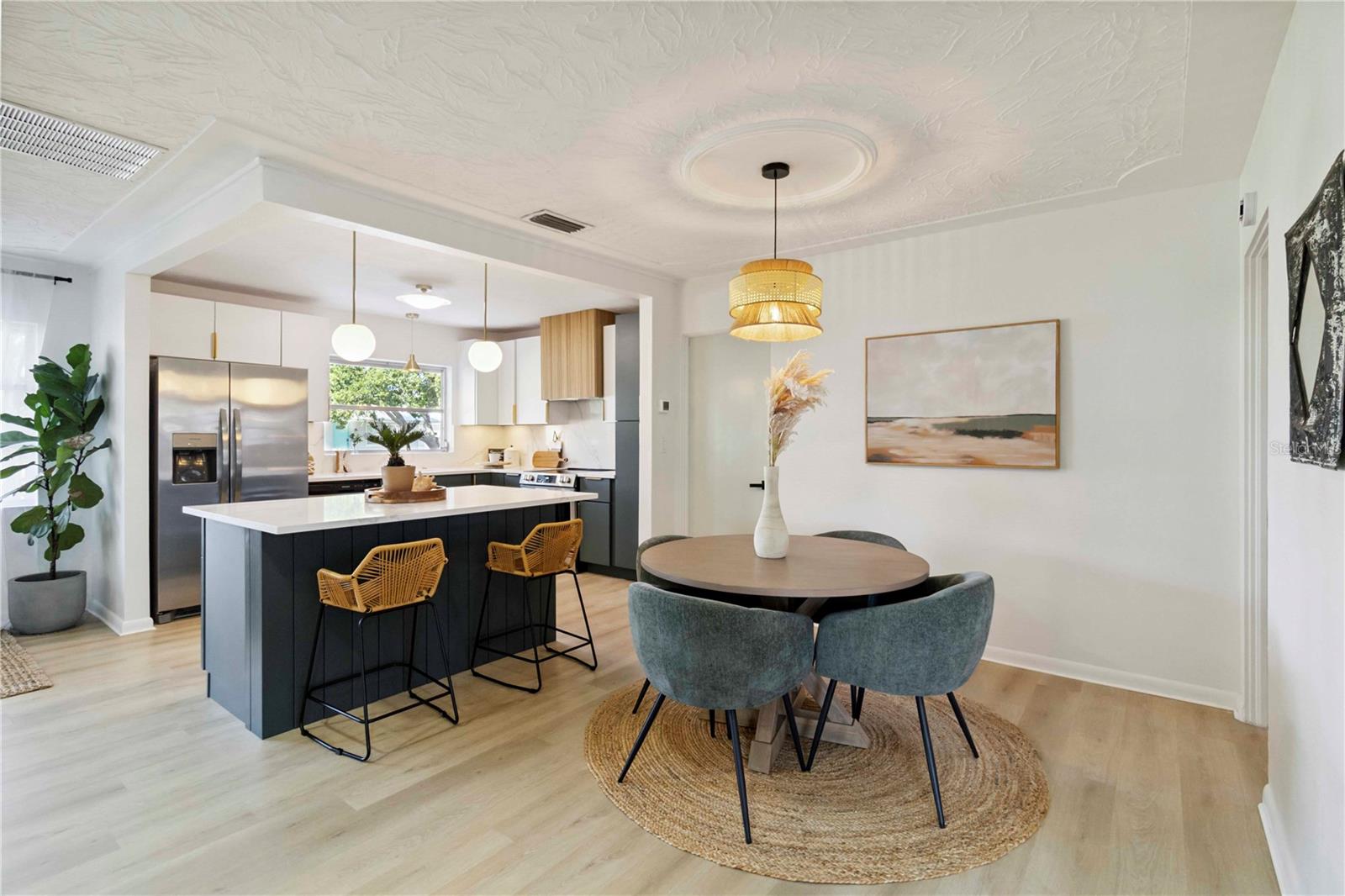 Image 11 of 34 For 3011 Bougainvillea Street