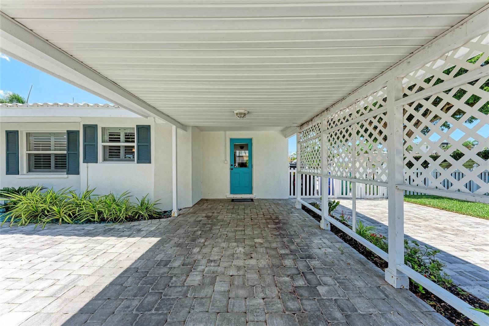 Image 10 of 57 For 726 Jungle Queen Way