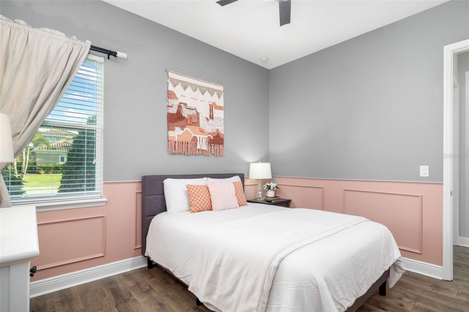 Image 13 of 79 For 408 166th Street E