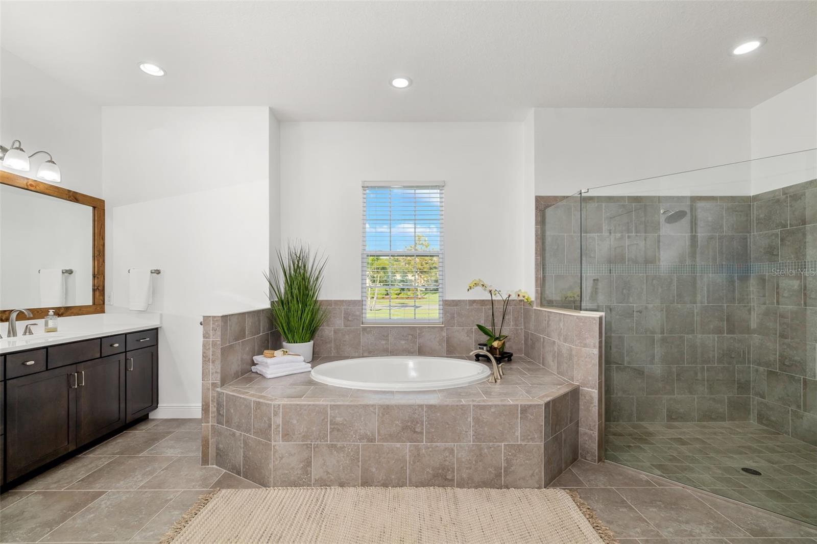 Image 46 of 79 For 408 166th Street E