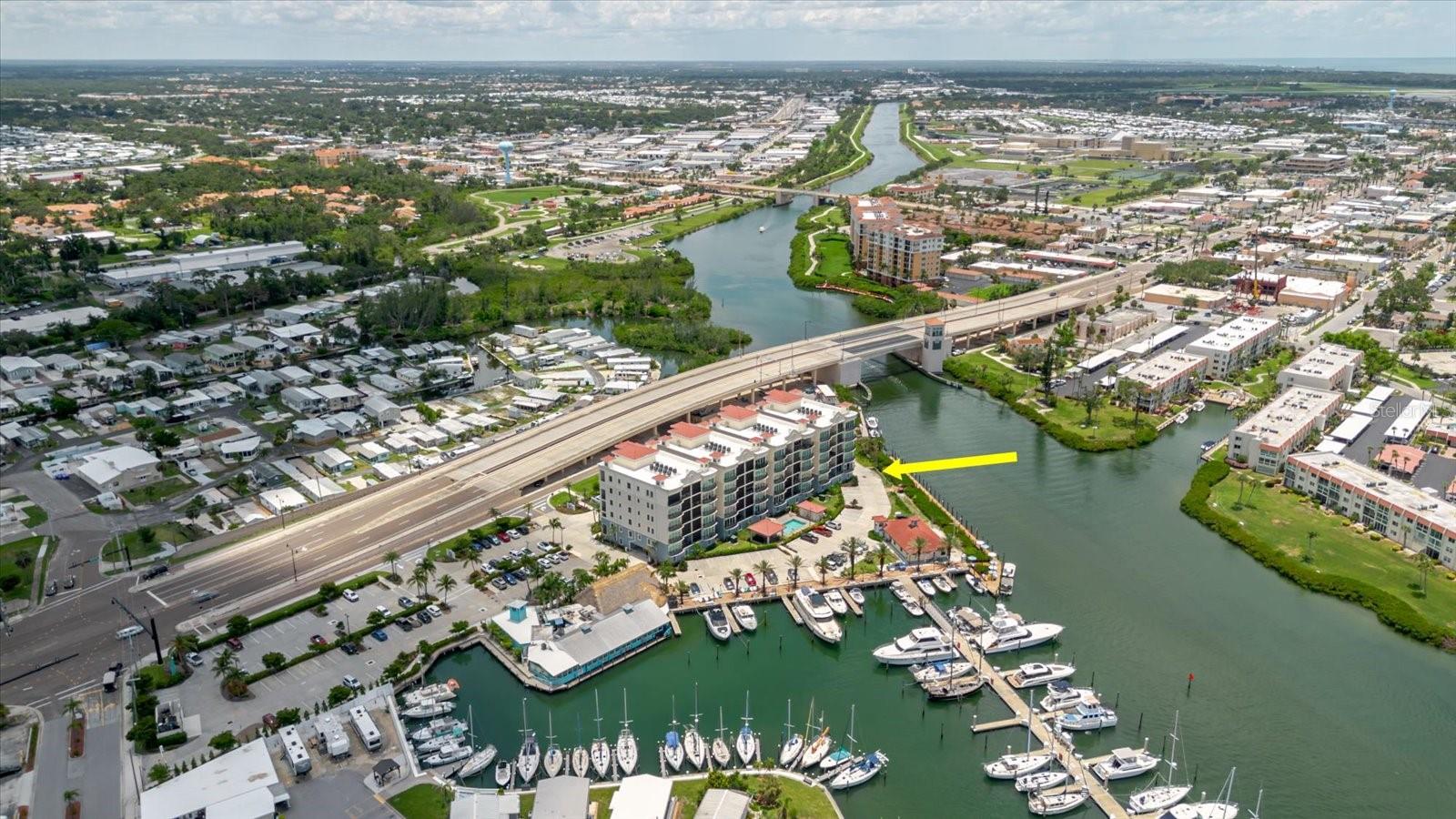 Image 5 of 79 For 501 Tamiami Trail N 201
